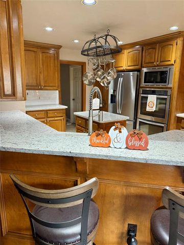 3308 Huntsman Court, Edmond, OK 73003