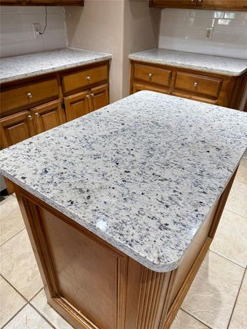 3308 Huntsman Court, Edmond, OK 73003
