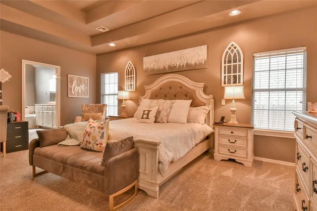 3308 Huntsman Court, Edmond, OK 73003