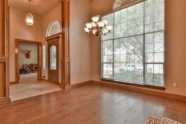 3308 Huntsman Court, Edmond, OK 73003