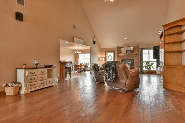 3308 Huntsman Court, Edmond, OK 73003