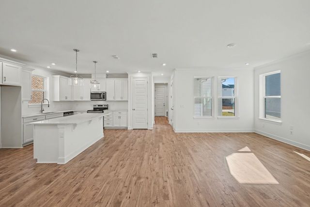 2137 Wallace Way, Hermitage, TN 37076