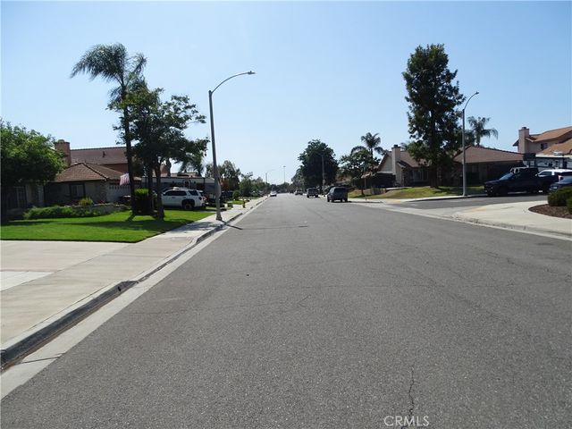 20311 Edmund Road, Riverside, CA 92508