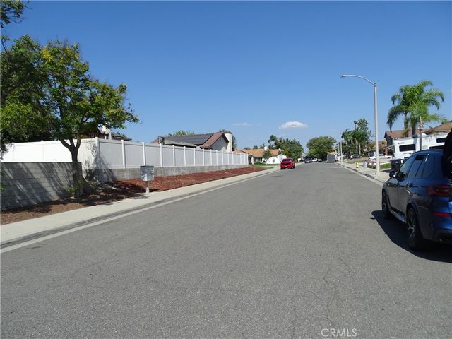 20311 Edmund Road, Riverside, CA 92508