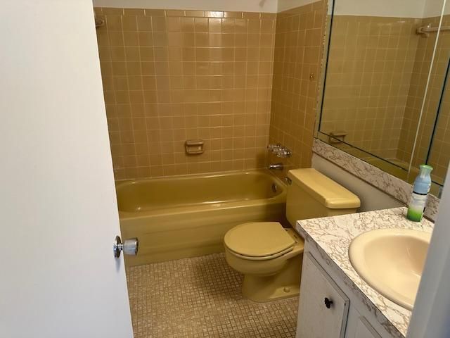 7805 W Atlantic Boulevard 202, Margate, FL 33063