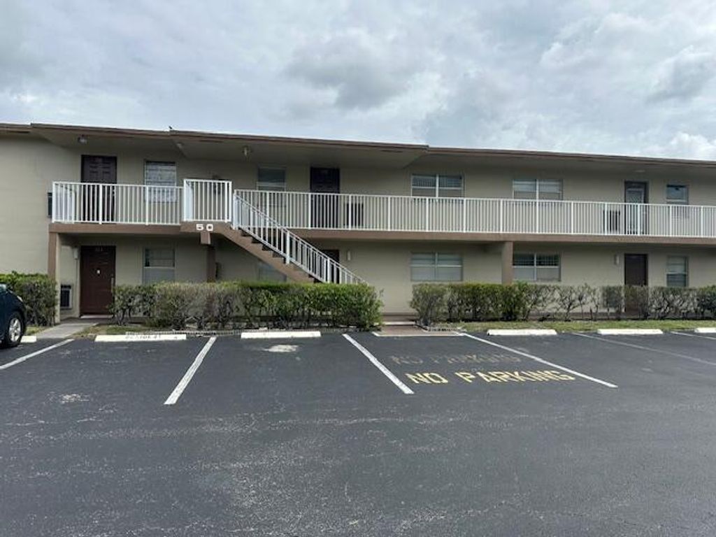 7805 W Atlantic Boulevard 202, Margate, FL 33063
