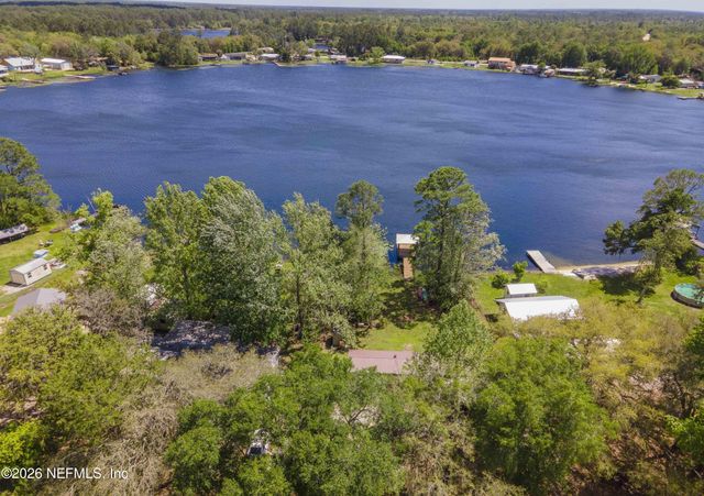 112 VIOLET Circle, Interlachen, FL 32148