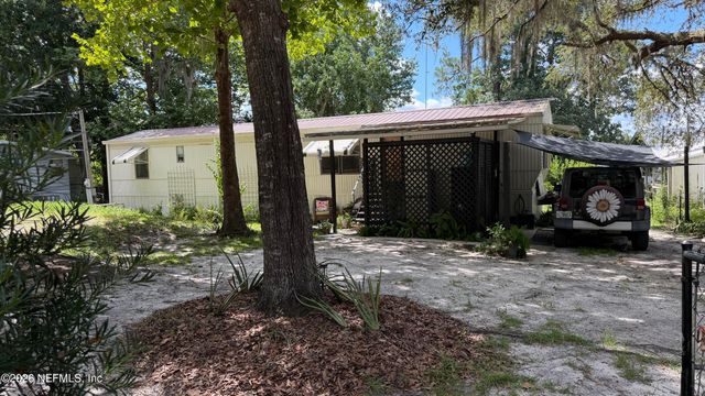 112 VIOLET Circle, Interlachen, FL 32148