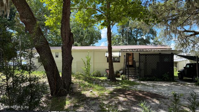 112 VIOLET Circle, Interlachen, FL 32148