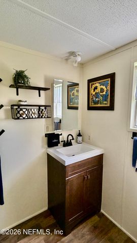112 VIOLET Circle, Interlachen, FL 32148
