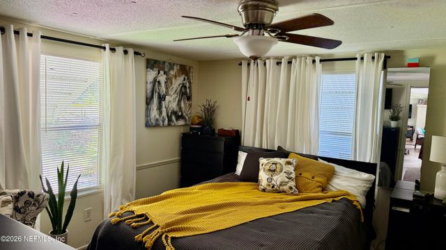 112 VIOLET Circle, Interlachen, FL 32148