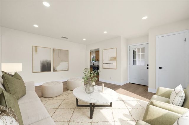 1326 S Marine, Santa Ana, CA 92704