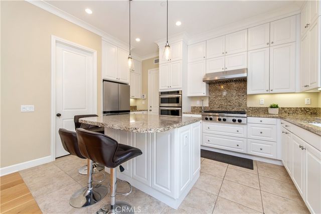 61 berkshire wood, Irvine, CA 92620