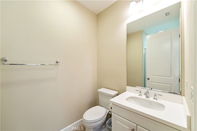 61 berkshire wood, Irvine, CA 92620