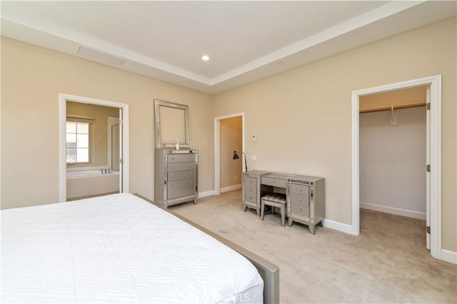 61 berkshire wood, Irvine, CA 92620