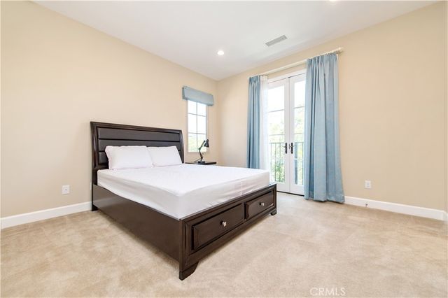 61 berkshire wood, Irvine, CA 92620