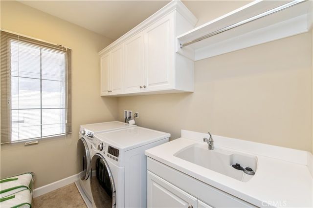 61 berkshire wood, Irvine, CA 92620
