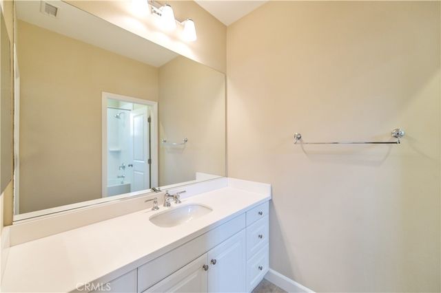 61 berkshire wood, Irvine, CA 92620