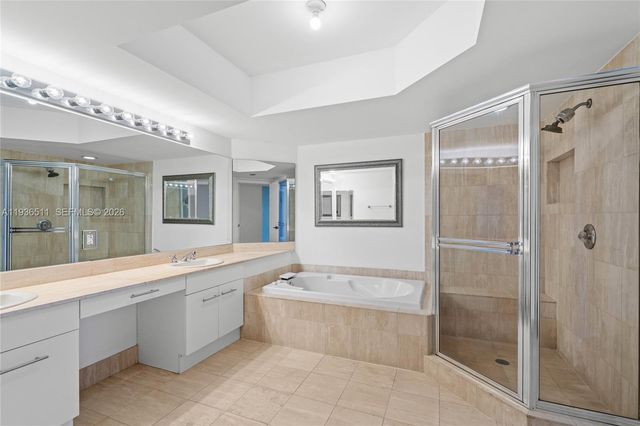 21205 Yacht Club Dr 3001, Aventura, FL 33180