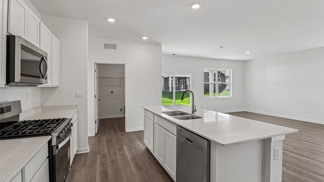 819 Mesa Lane, Pingree Grove, IL 60140