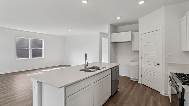 819 Mesa Lane, Pingree Grove, IL 60140