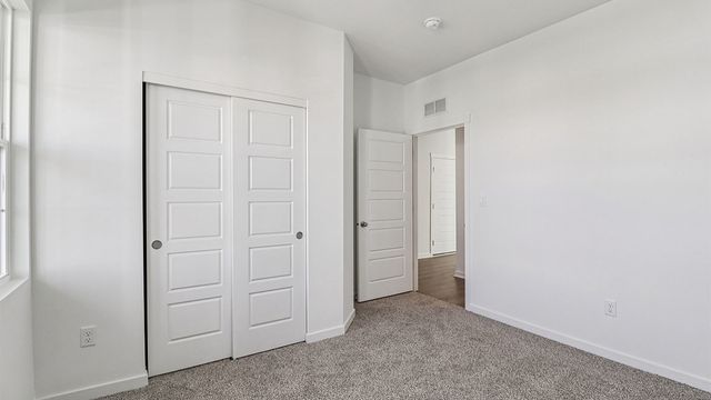 819 Mesa Lane, Pingree Grove, IL 60140