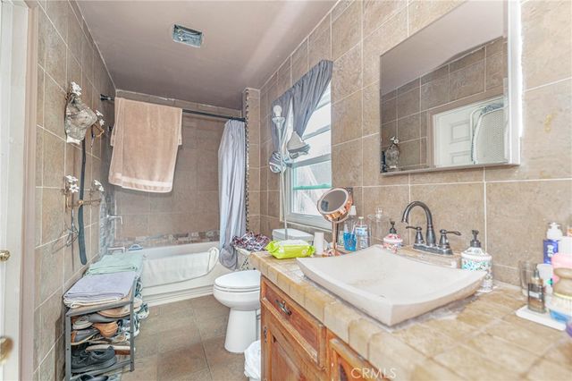 4624 W 116th Street, Hawthorne, CA 90250