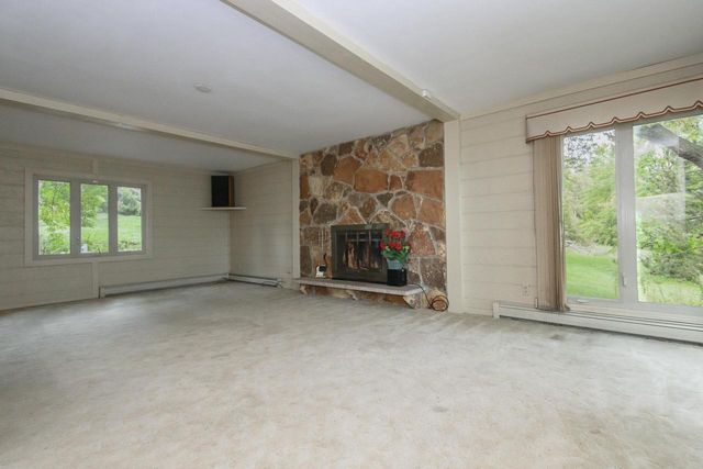 N47W27080 Greenhill COURT, Pewaukee, WI 53072
