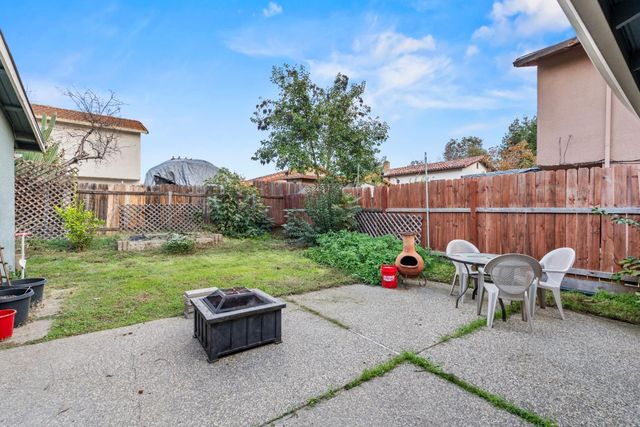 2962 Davenport Way, Sacramento, CA 95833