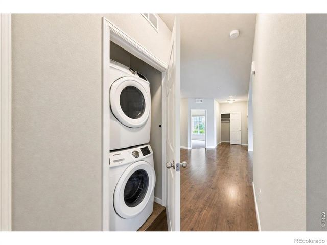 804 Summer Hawk Drive 8104, Longmont, CO 80504