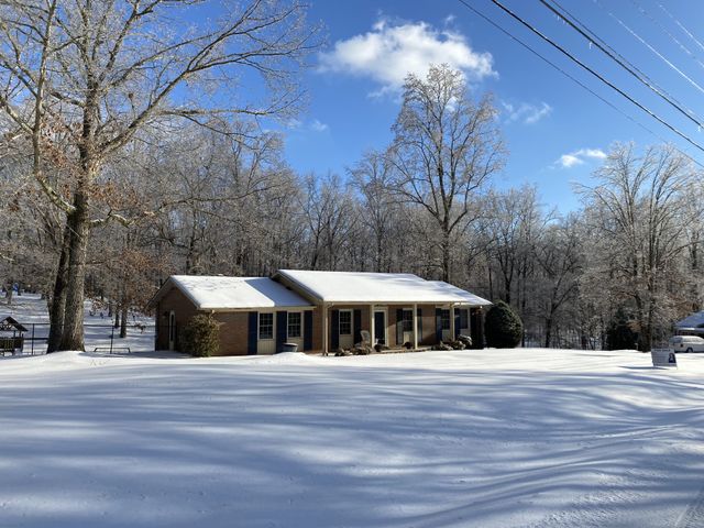 106 Dogwood Cir, Waverly, TN 37185