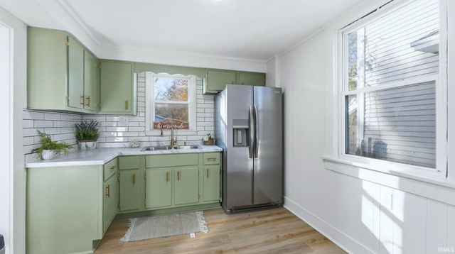 1307 W Wildwood Avenue, Fort Wayne, IN 46807