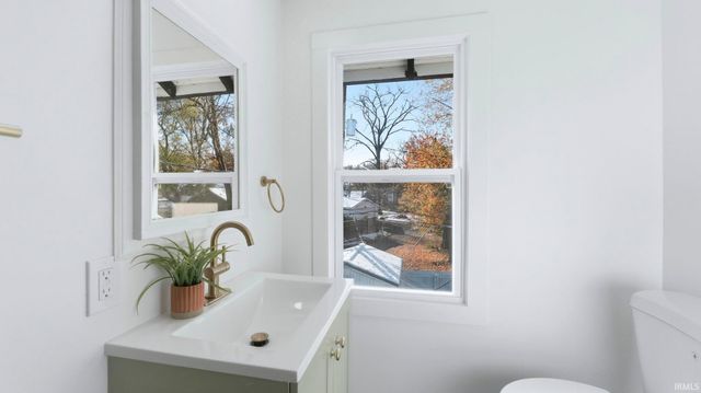 1307 W Wildwood Avenue, Fort Wayne, IN 46807