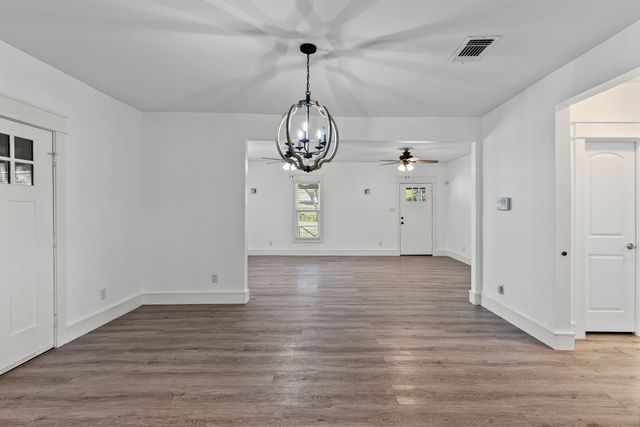 509 Maple Street, Commerce, TX 75428