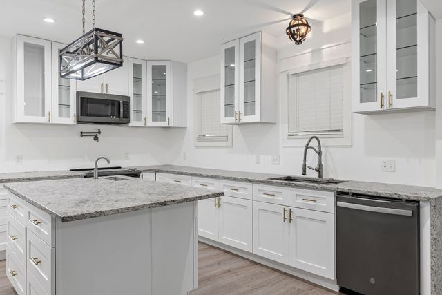 509 Maple Street, Commerce, TX 75428