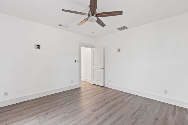 509 Maple Street, Commerce, TX 75428