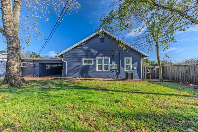 509 Maple Street, Commerce, TX 75428