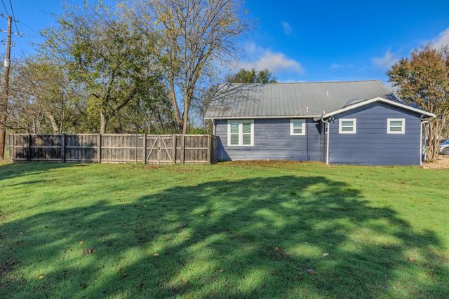 509 Maple Street, Commerce, TX 75428