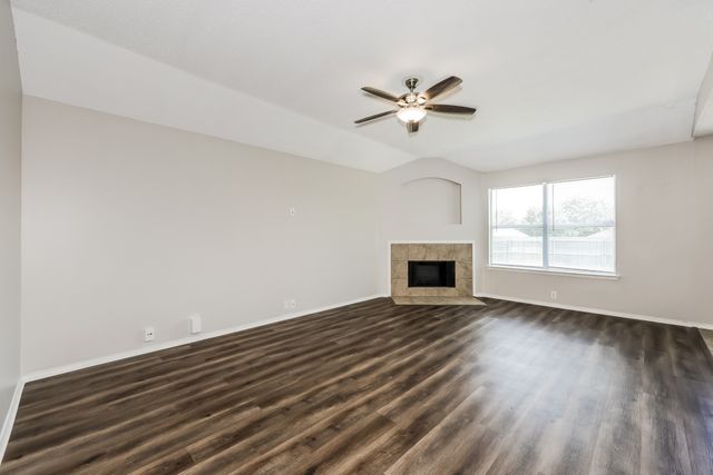 1600 Shady Shores Drive, Glenn Heights, TX 75154