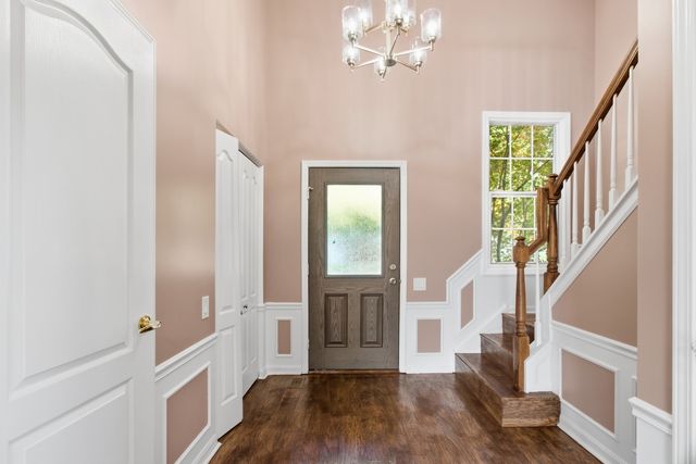 192 W Fox Hill Drive, Buffalo Grove, IL 60089