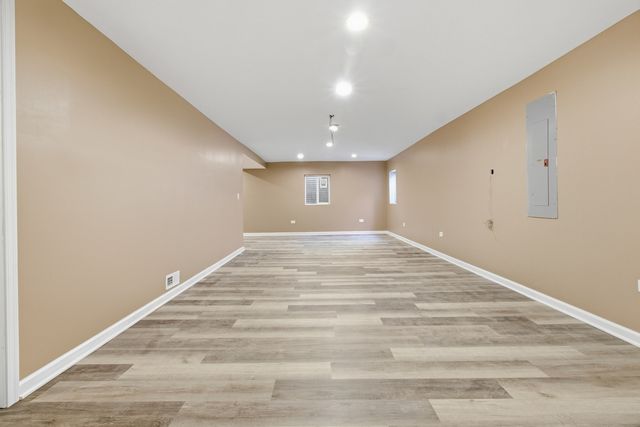 192 W Fox Hill Drive, Buffalo Grove, IL 60089
