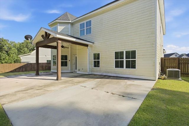 136 Ridgecrest Loop, Dothan, AL 36301