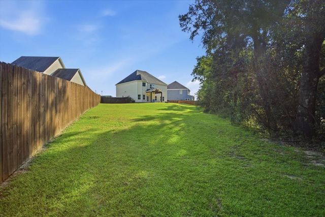 136 Ridgecrest Loop, Dothan, AL 36301