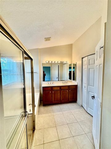 9763 Darlington Pl 9763, Cooper City, FL 33328