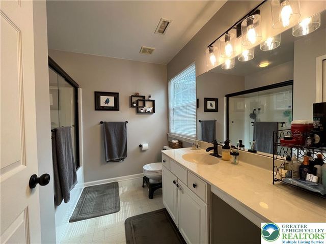 147 Susquehanna Trail, Allentown City, PA 18104