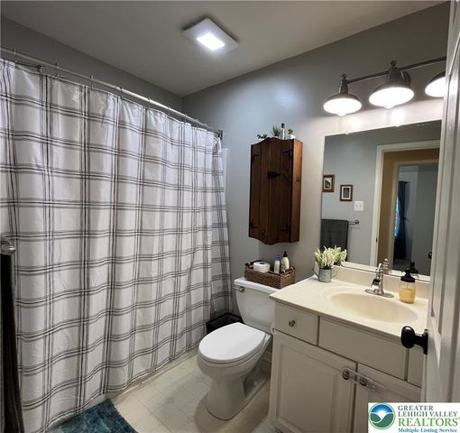 147 Susquehanna Trail, Allentown City, PA 18104