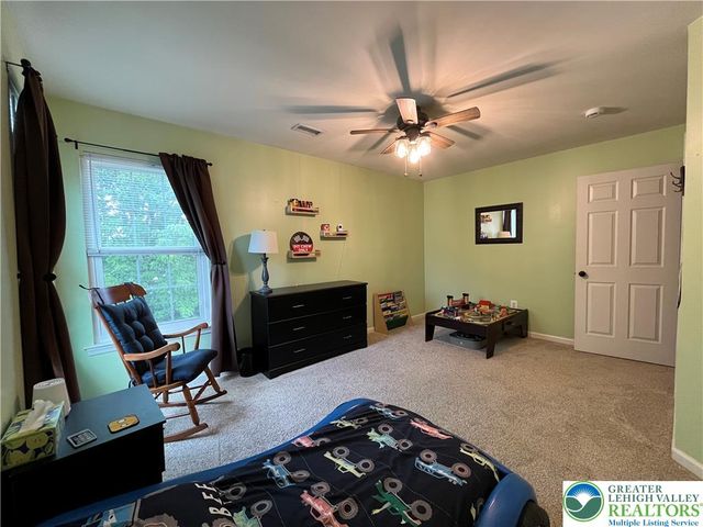 147 Susquehanna Trail, Allentown City, PA 18104