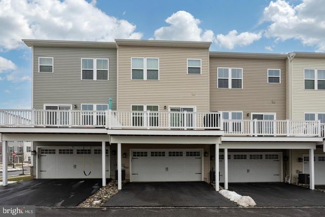 602 HOLYWELL DR, Malvern, PA 19355