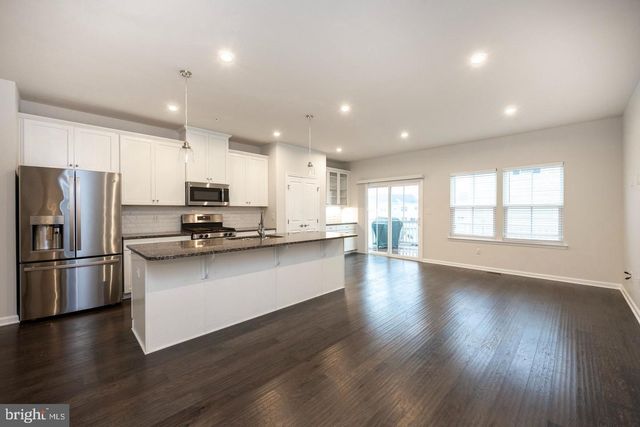 602 HOLYWELL DR, Malvern, PA 19355