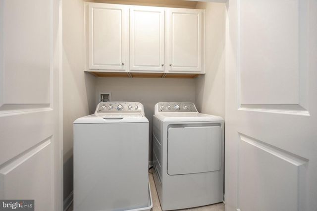 602 HOLYWELL DR, Malvern, PA 19355